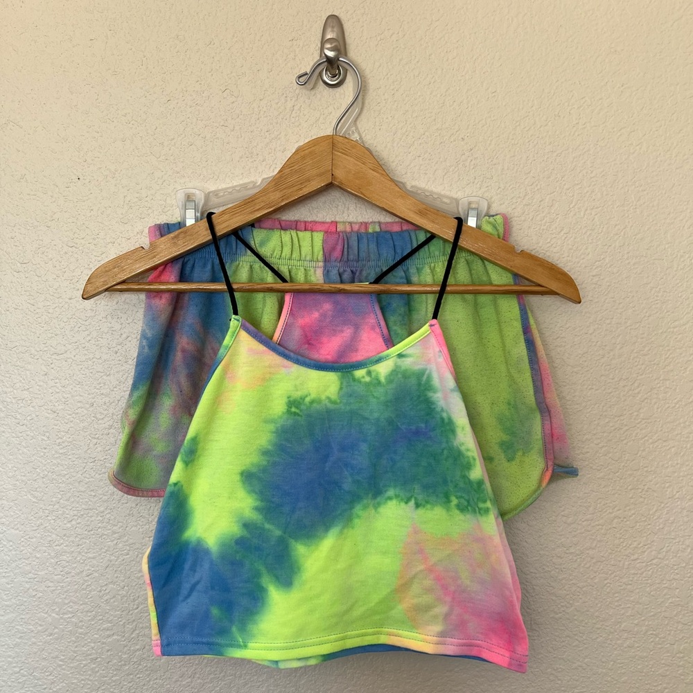 Zaful | Tie-Dye Crop Tank and Shorts Set - Picture 14 of 14
